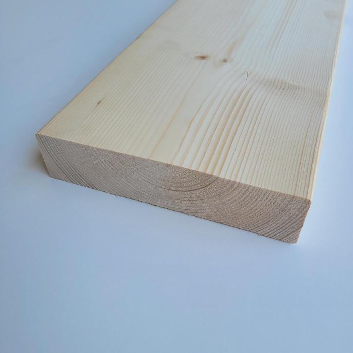 Hoblovaná fošna smrk 45x120x5100 mm A/B